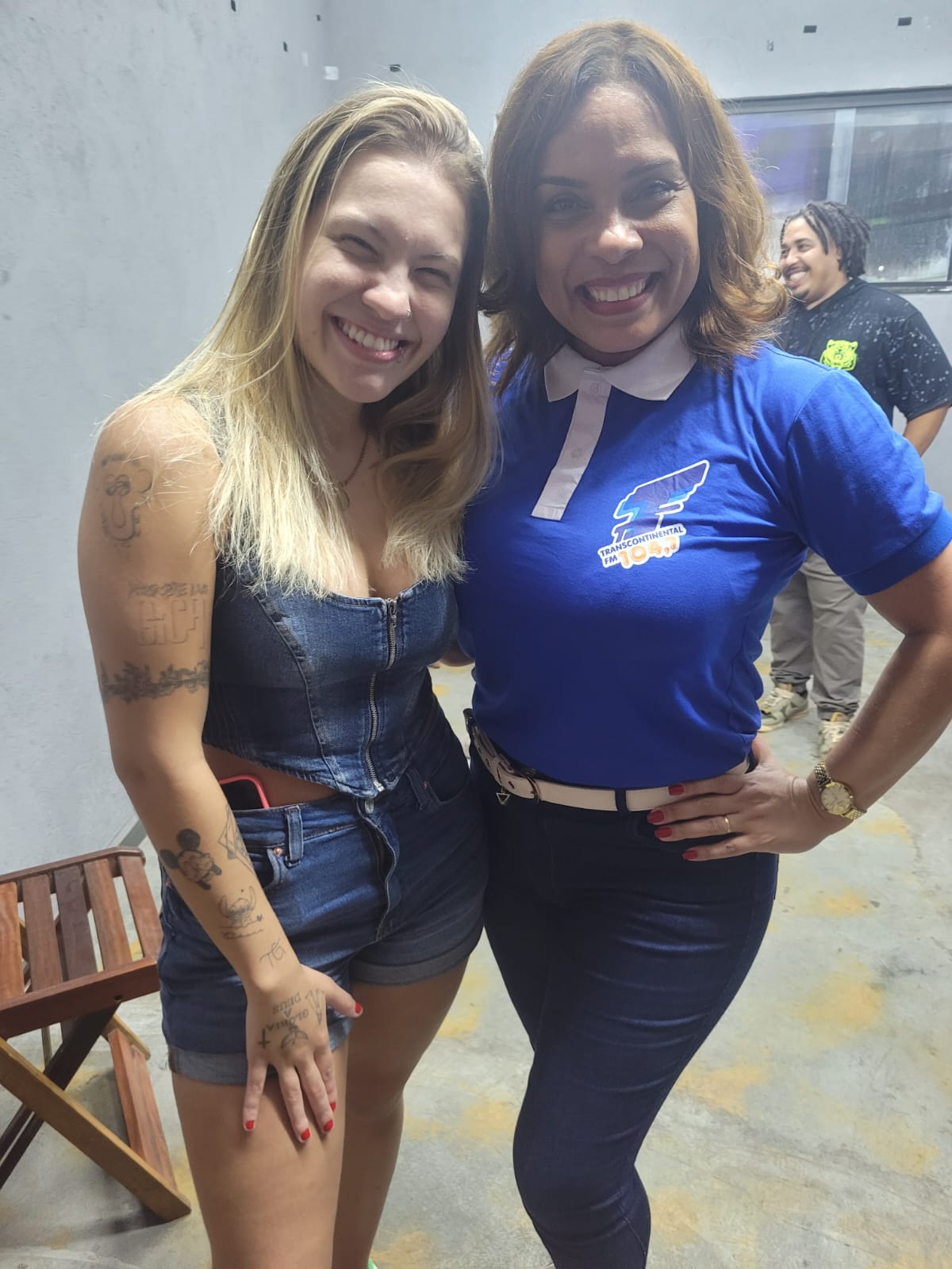 Acústico da Trans com ferrugem e Grupo Aballou